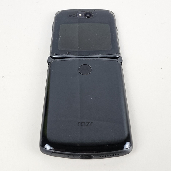Motorola Razr 5G W/ Accessories | CIB T-Mobile Technology Phone Smartphone Tech - Picture 6 of 11
